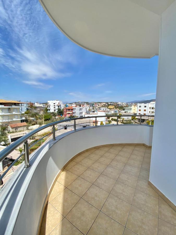 Apartment Visi *