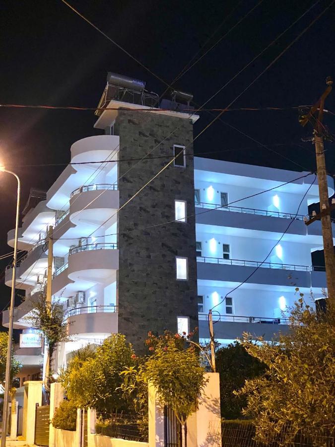 Apartment Visi *